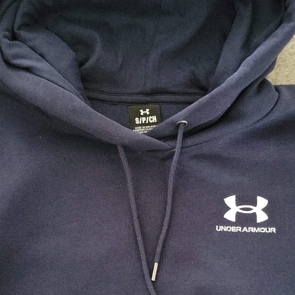 Under Armour Women's Dark Blue Hoodie - Picture 5 of 5